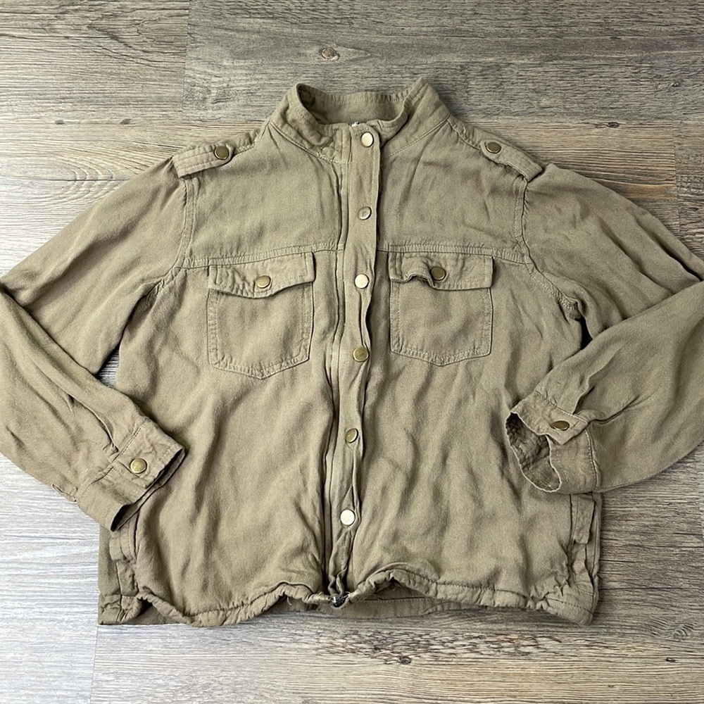 Hayden Girls Tan Zip Up Jacket, size Large